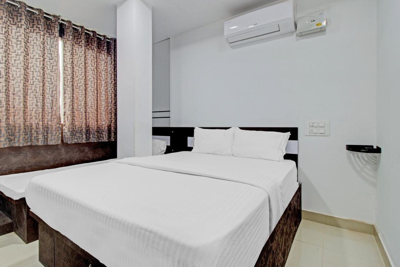 Oyo Flagship 81436 Palace Lodge Mangalore Exterior photo